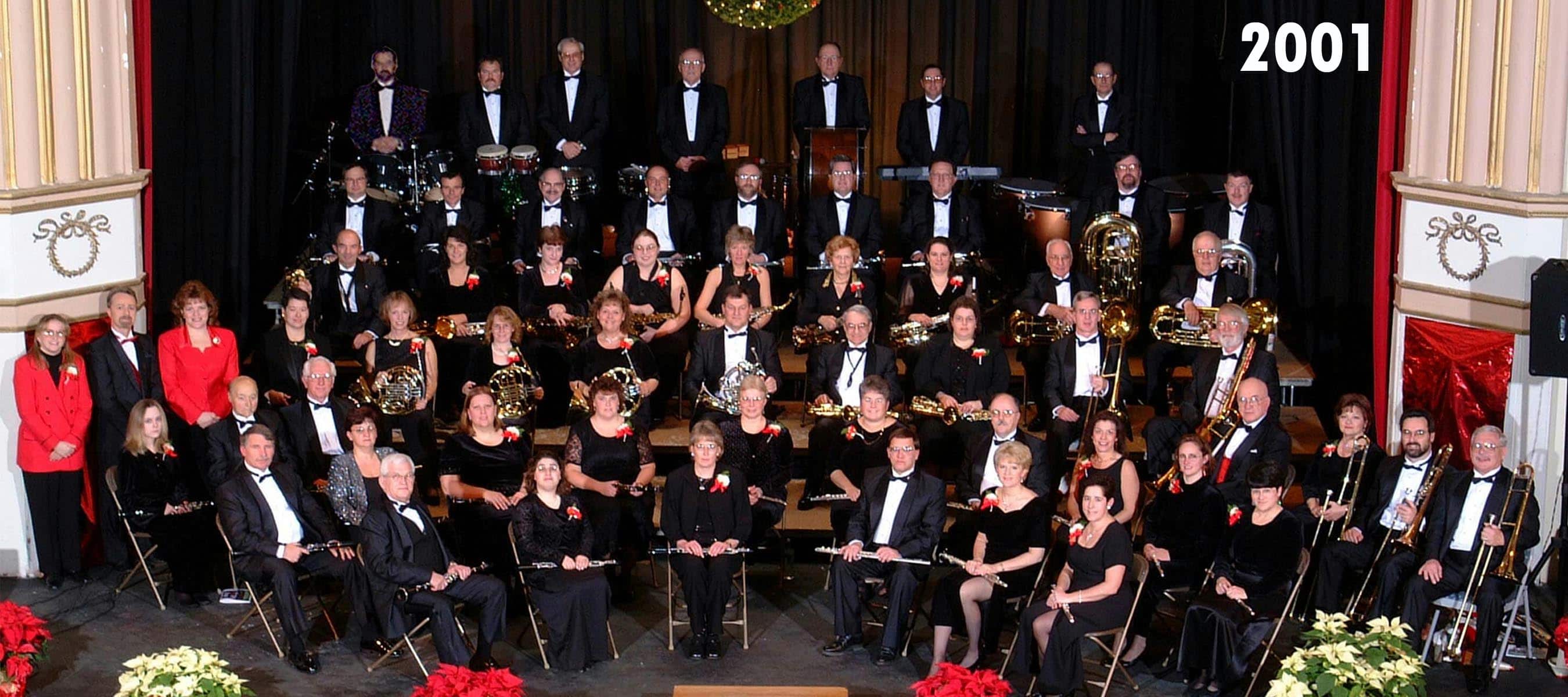 Another Alumni Band photo from 2001 event